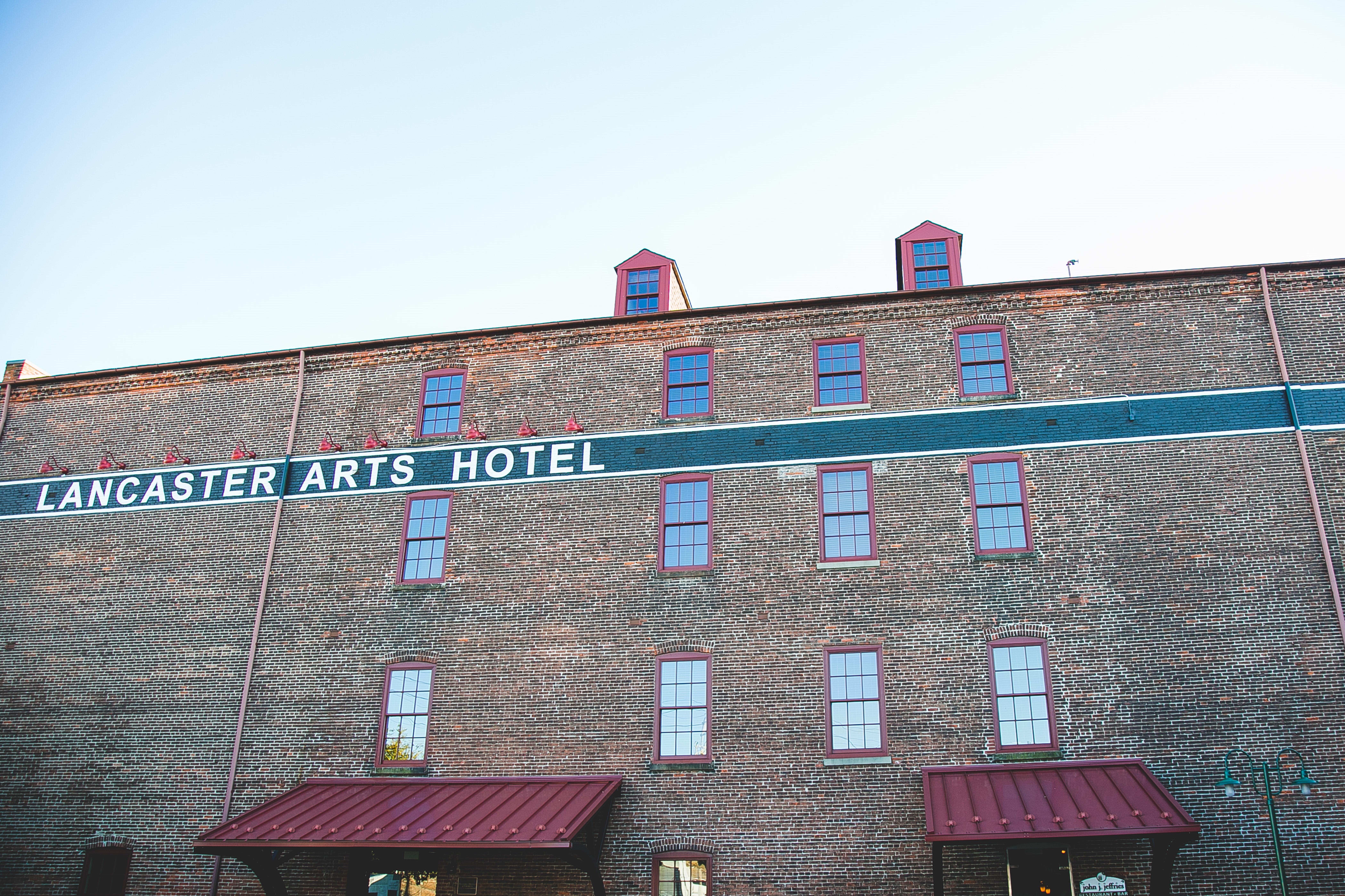 Lancaster Arts Hotel Экстерьер фото